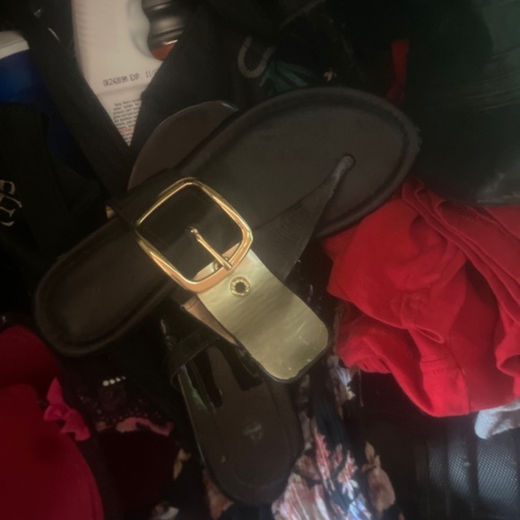 Clothes and boots - Picture 2 of 8